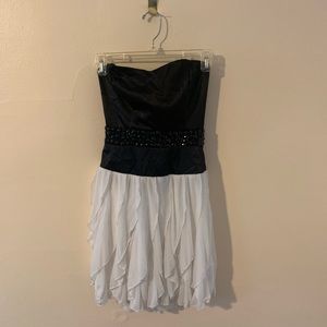 Party Sweetheart Dress, black beaded waistline